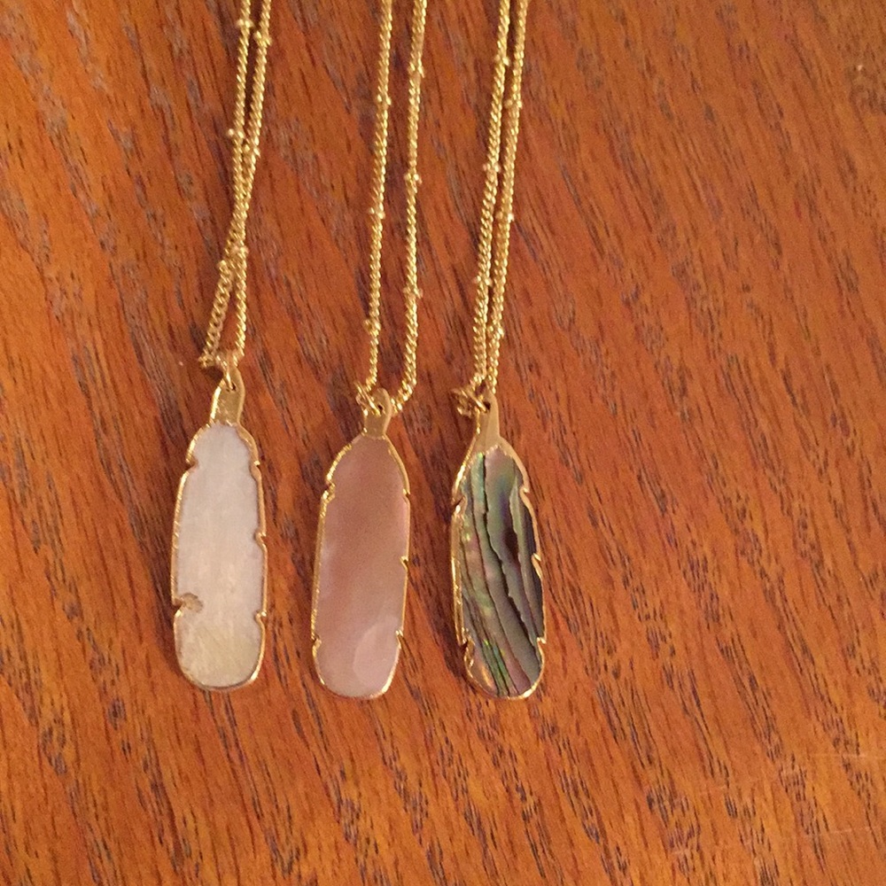 ONLY ONE PINK LEFT!!! Carved Shell Necklace - Picture 2 of 8